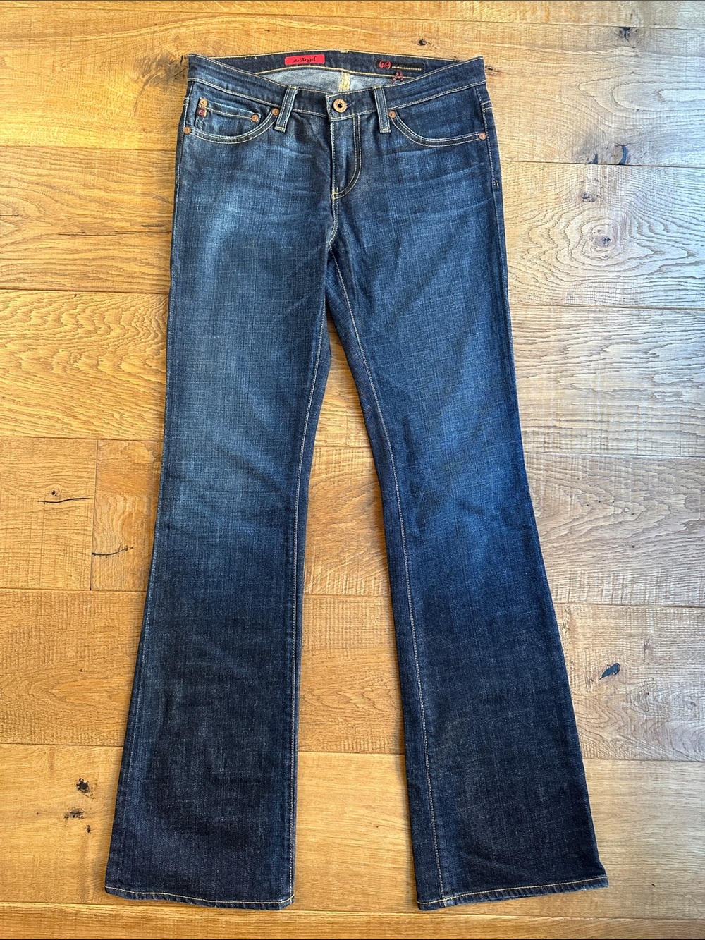 AG Angel Low Rise Dark Rinse Jeans NWOT 28R